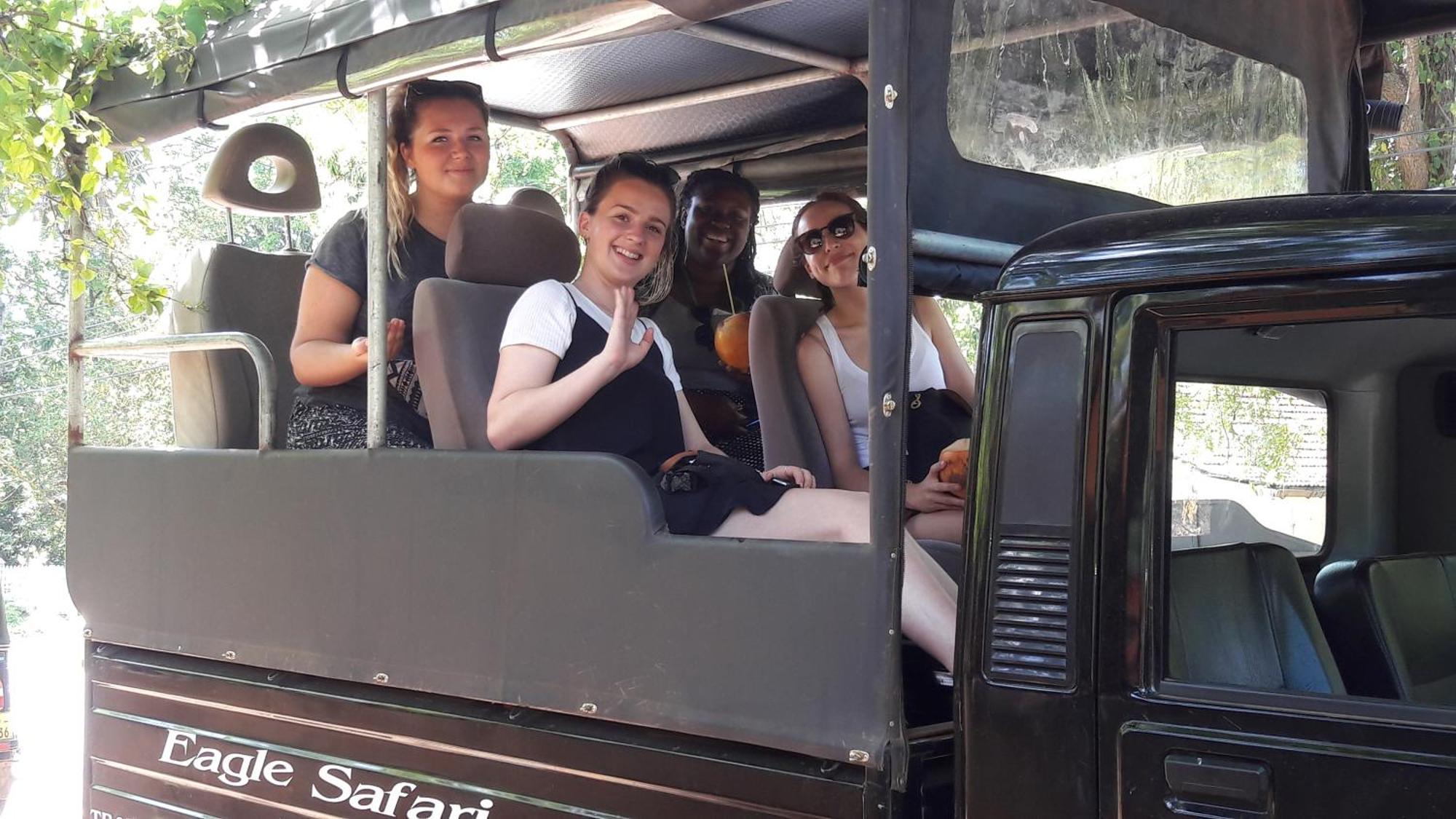 Safari Horizon Udawalawe Bed & Breakfast Ngoại thất bức ảnh